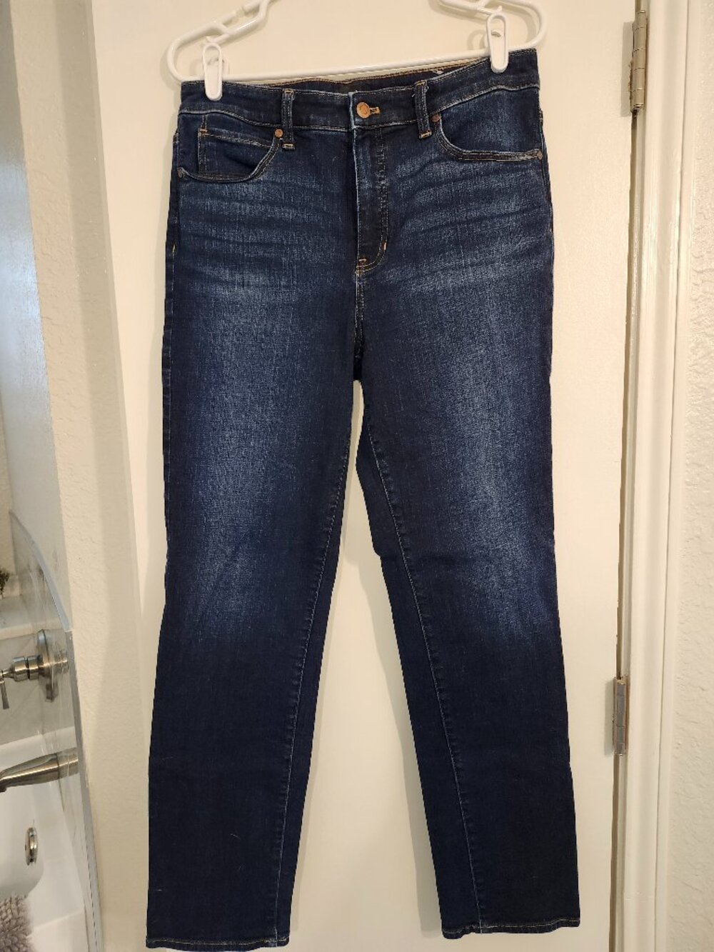 Talbots Women's Straight Leg Dark Blue Denim Jeans Size 10 - EUC